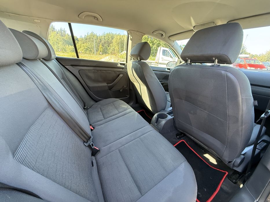 Volkswagen Golf V 1.4 MPI 75 KM Sprowadzony Zarejestrowany GWARANCJA