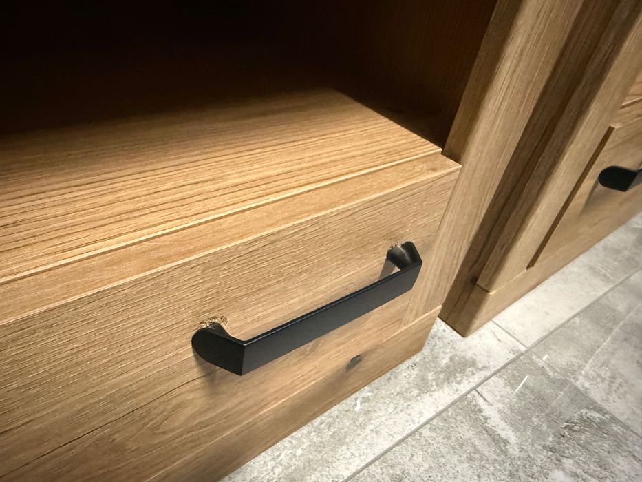 Szafki nocne - dwie (prawa, lewa)