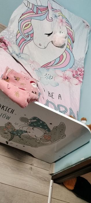 Zestaw mebli dziecięcych