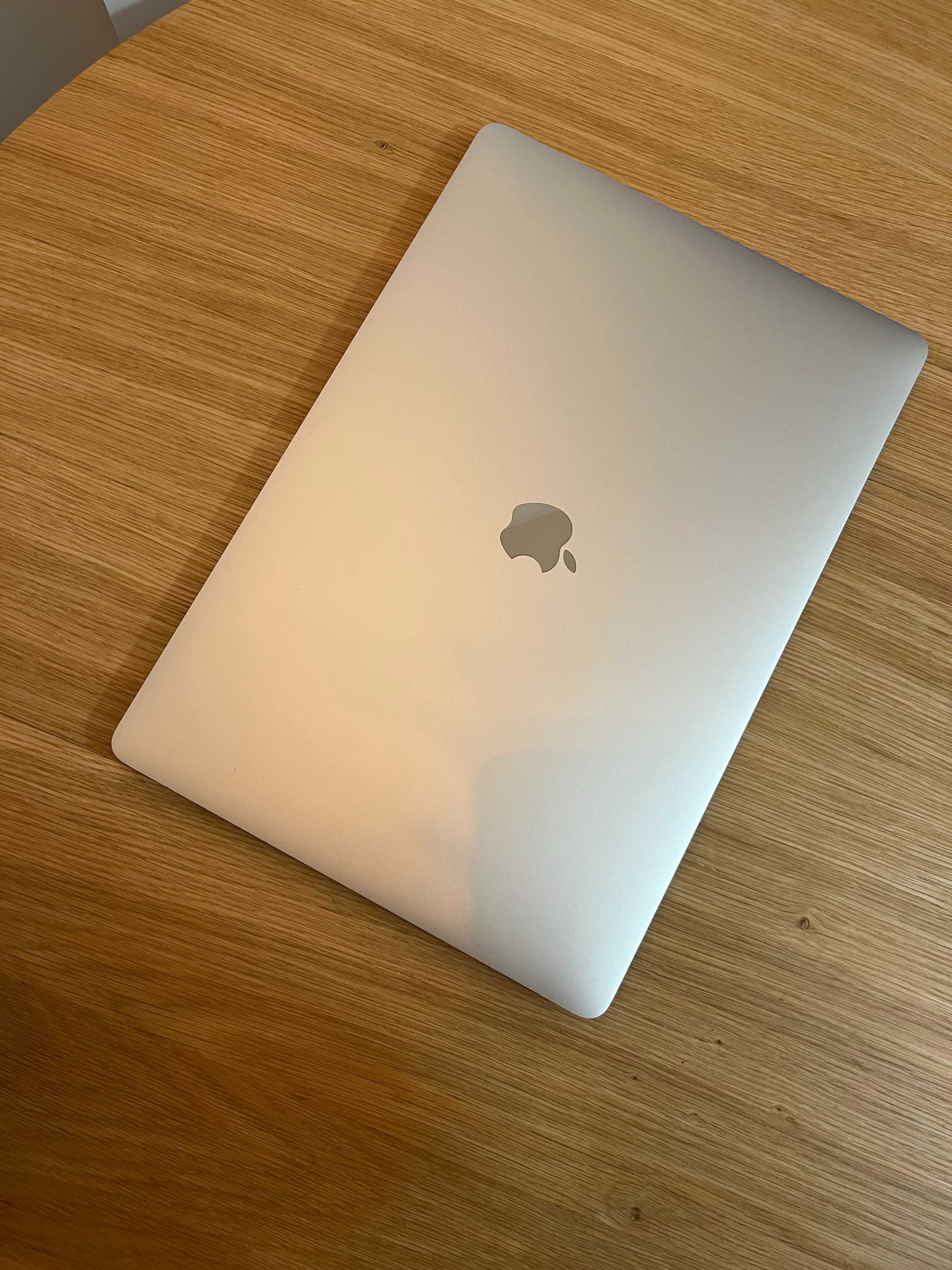 Macbook Pro 16 2019 Intel Core i9 2,3 GHz, 32GB RAM, Radeon Pro 5500M