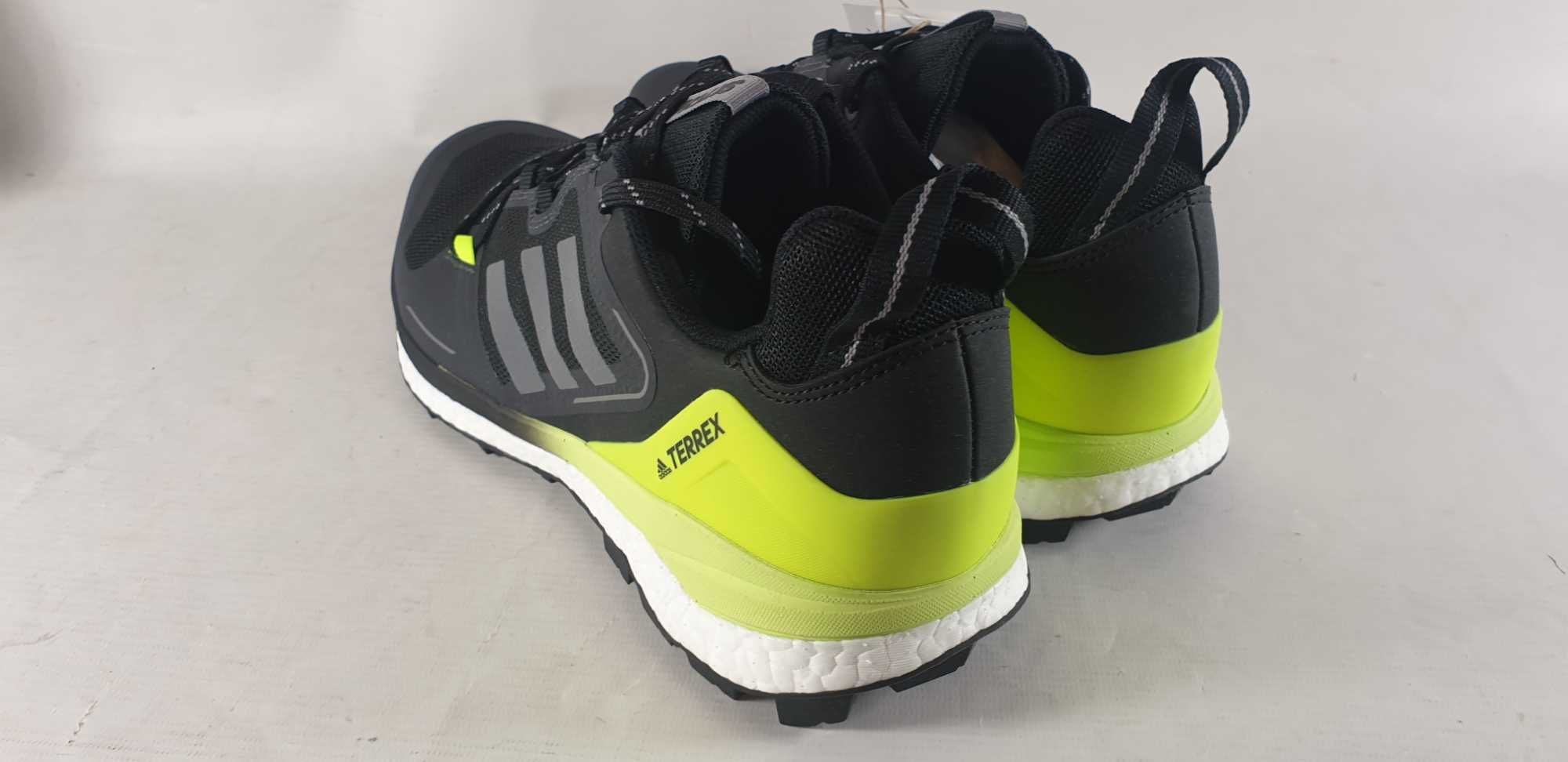 ADIDAS TERREX SKYCHASER 2 obuwie sportowe męskie   45 1/3