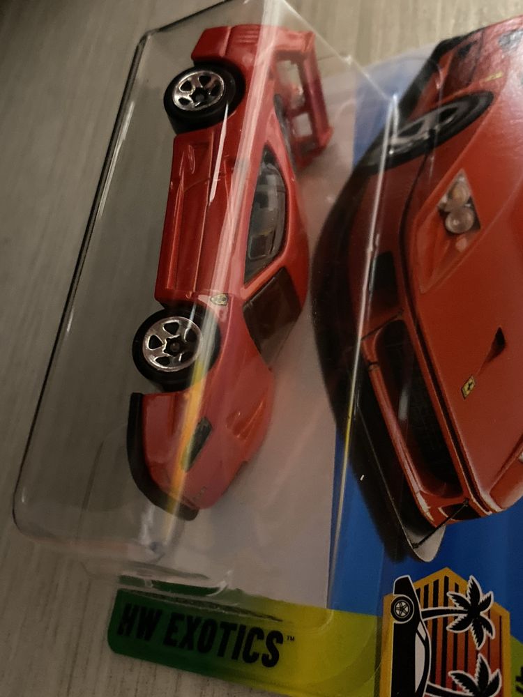 Hot wheels F 40 Ferrari