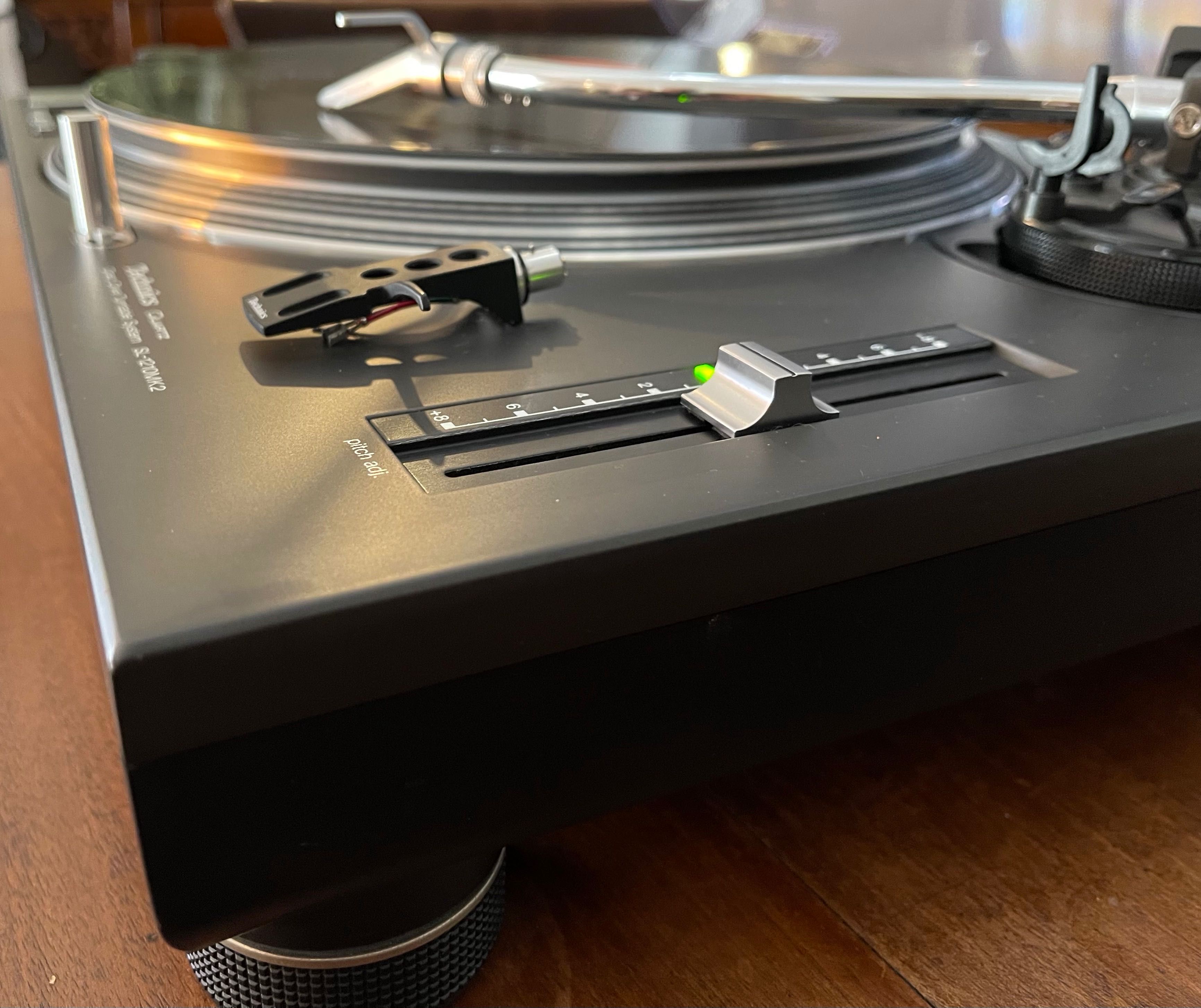 Technics SL 1210 MK2