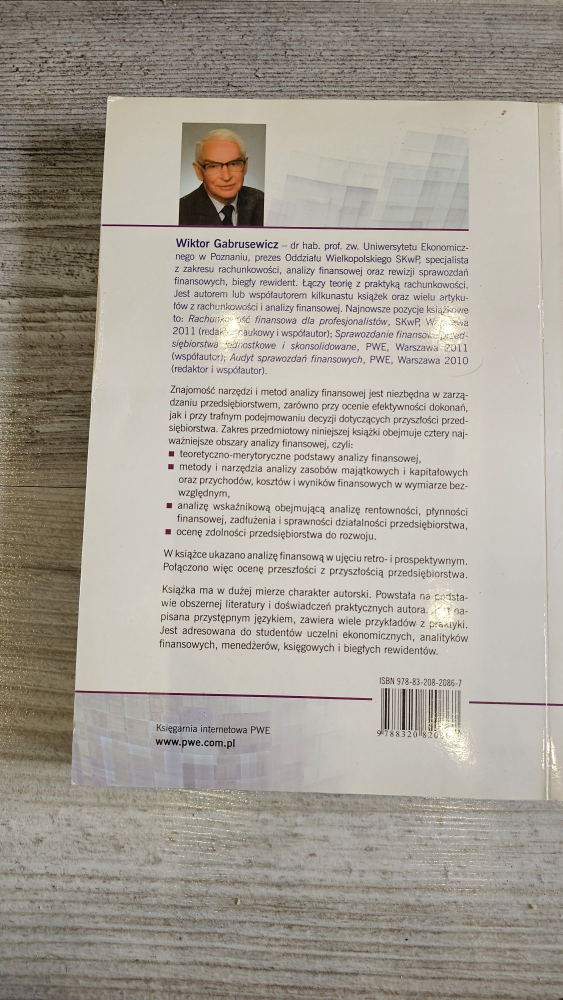 Zestaw książek o programowaniu, tworzeniu gier w Unity, IT