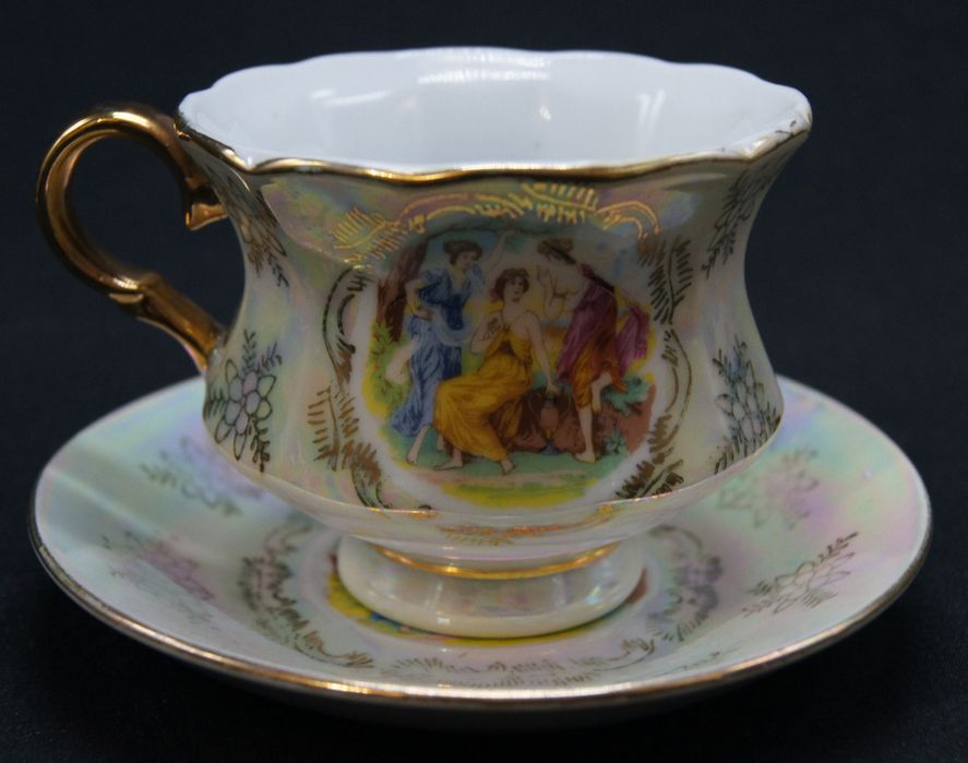 Porcelana filiżanka bogato zdobiona 190ml