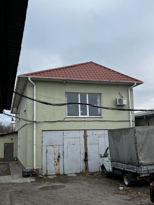 Аренда склады с рампой от 300-1000 квМ, офисное помещение 15-40 квМ.