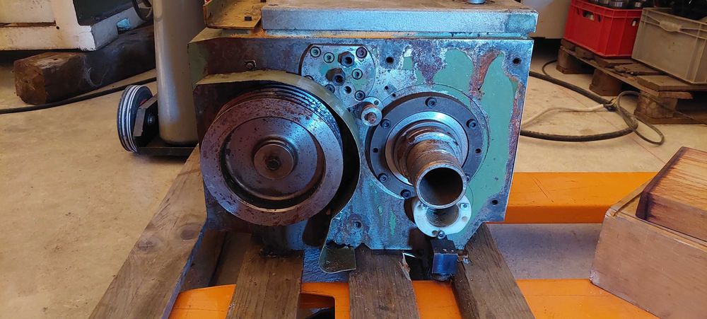 Wrzeciono wrzeciennik tokarki CNC