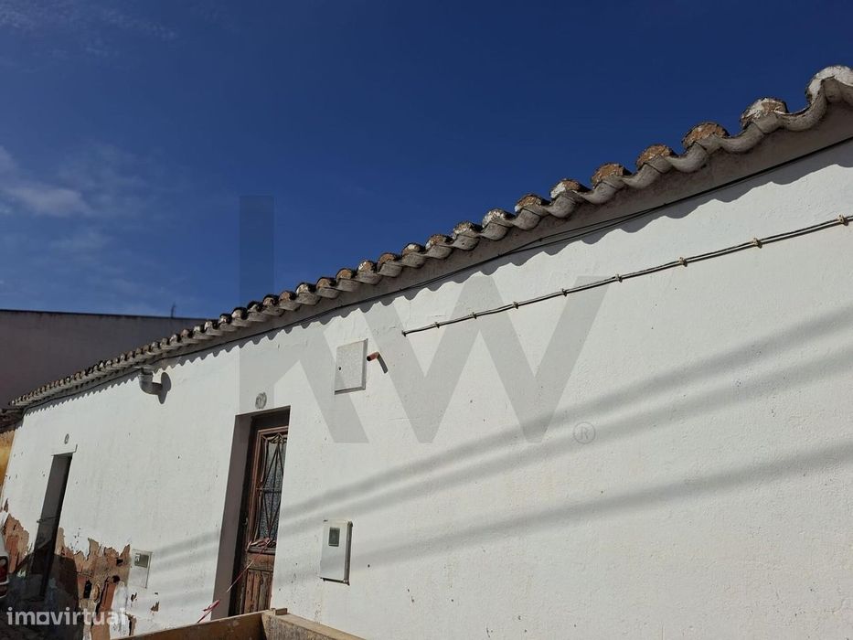 Moradia para Recuperar  em Odiáxere