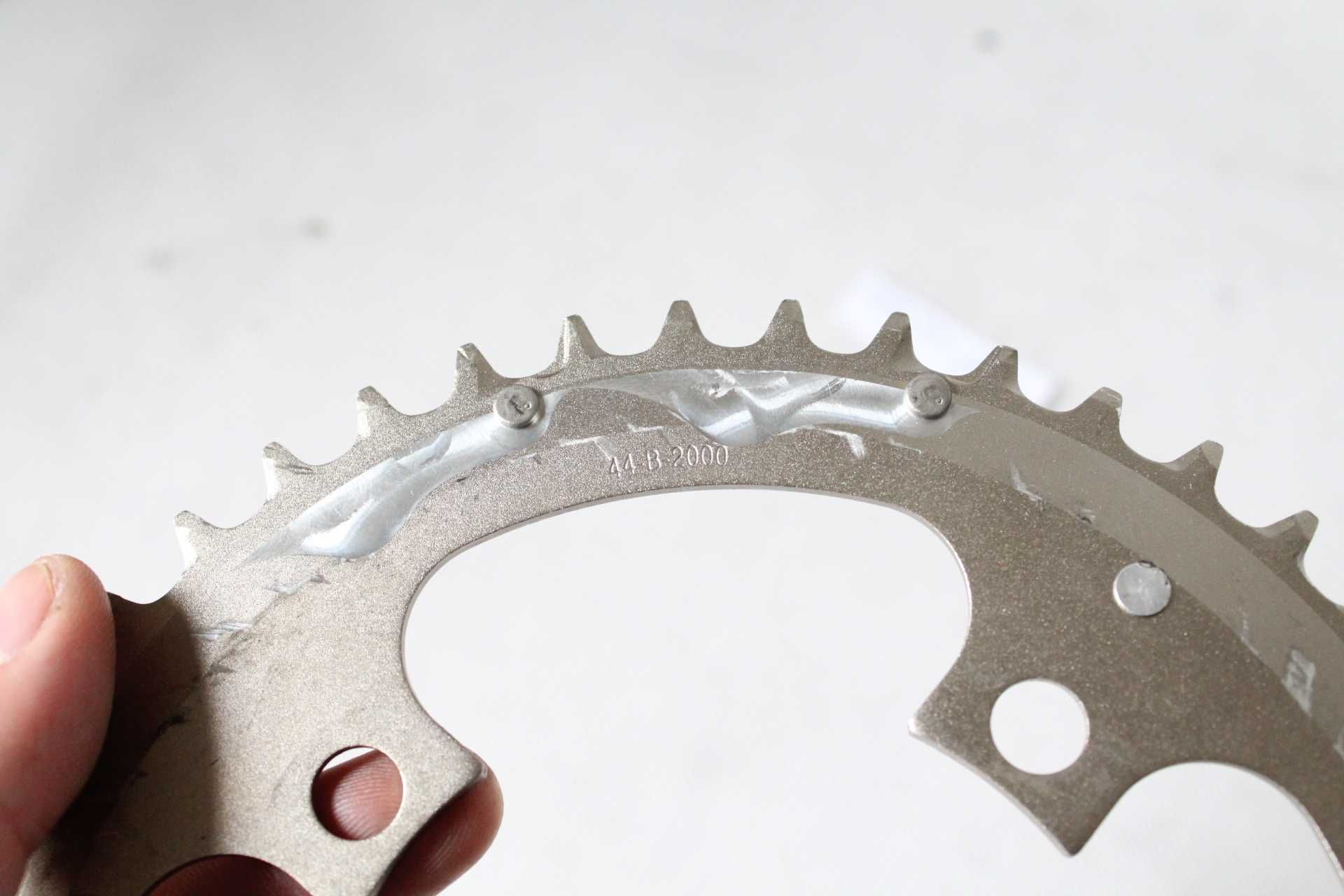 zębatka rowerowa 104mm BCD 44T BONTRAGER aluminium BH9