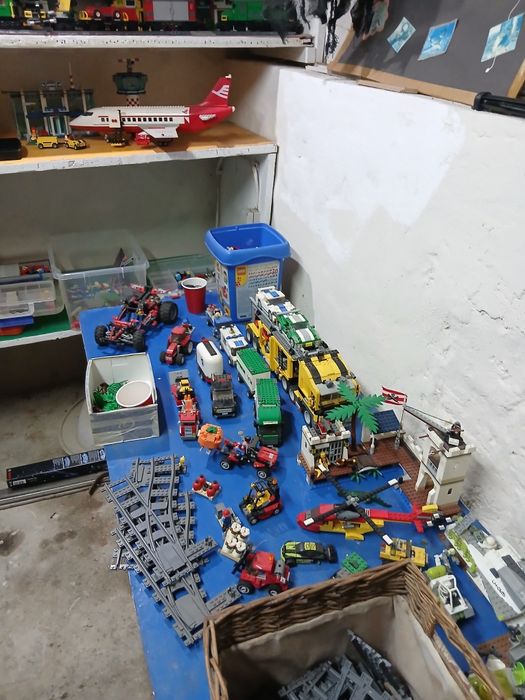 Troco Legos Comboio Aeroporto Vivendas etc.