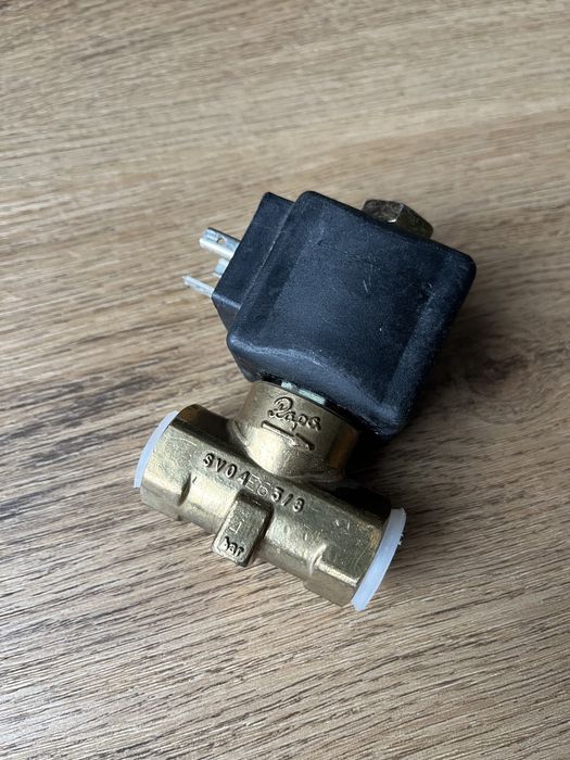 Elektrozawór RAPA M20 SV04 E6 - ⅜" para, woda. NOWY.