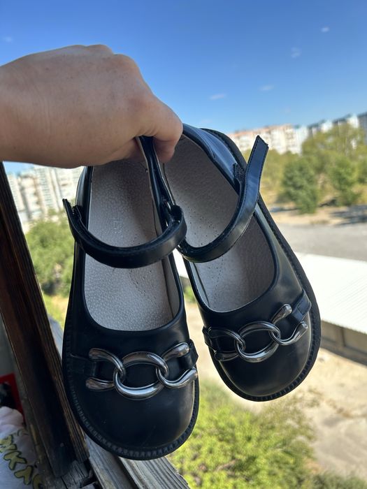 Туфли на девочку