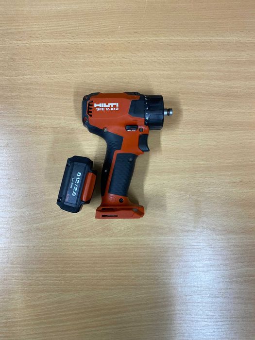 Wiertarko wkrętarka wielogłowicowa HILTI SFE 2-A12 Aku B12 2.6Ah 2023r