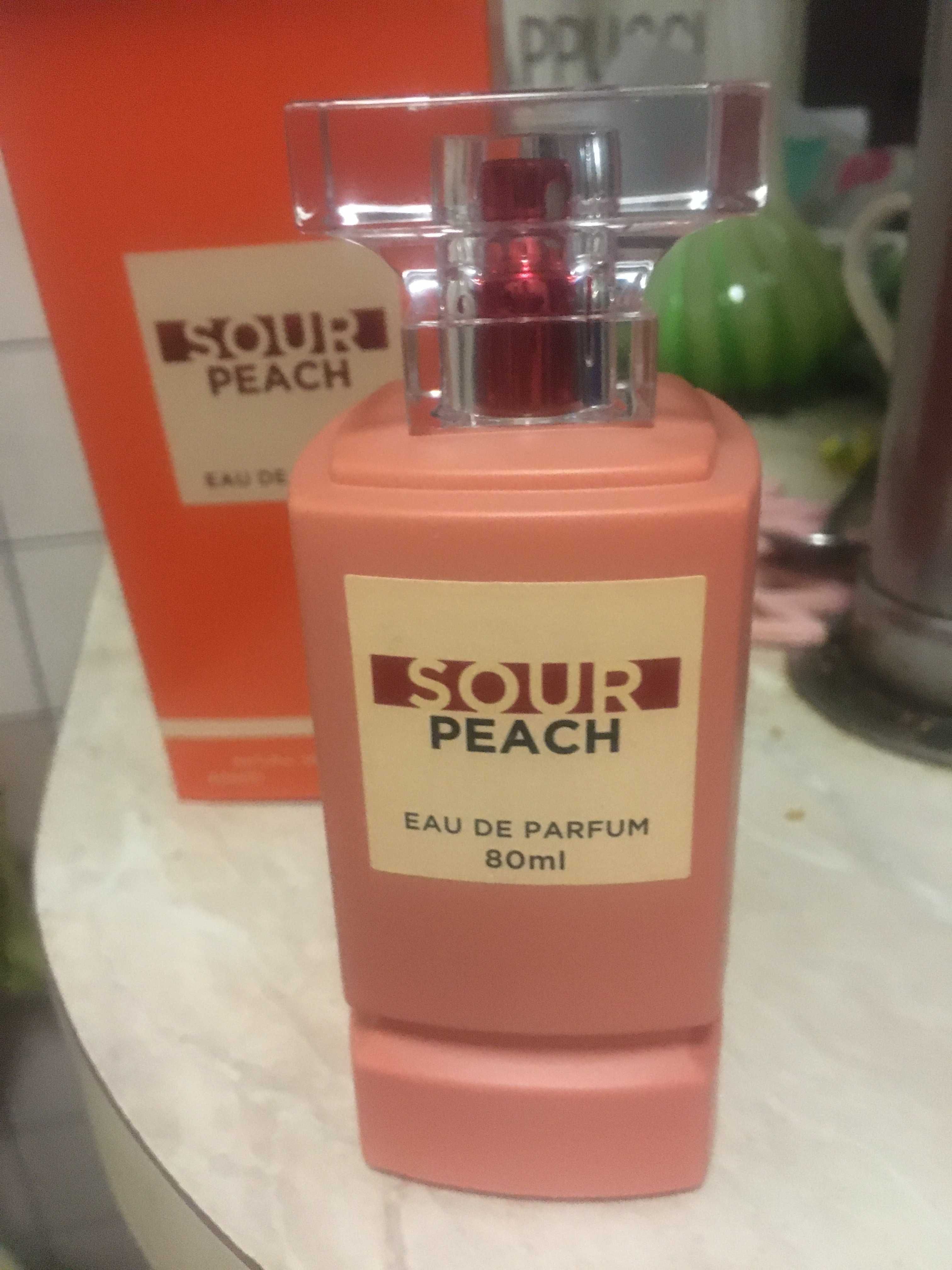 Парфюм  Fragrance World Sour Peach