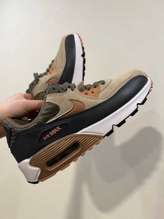 Buty Nike Air Max 90 LTHR r. 39