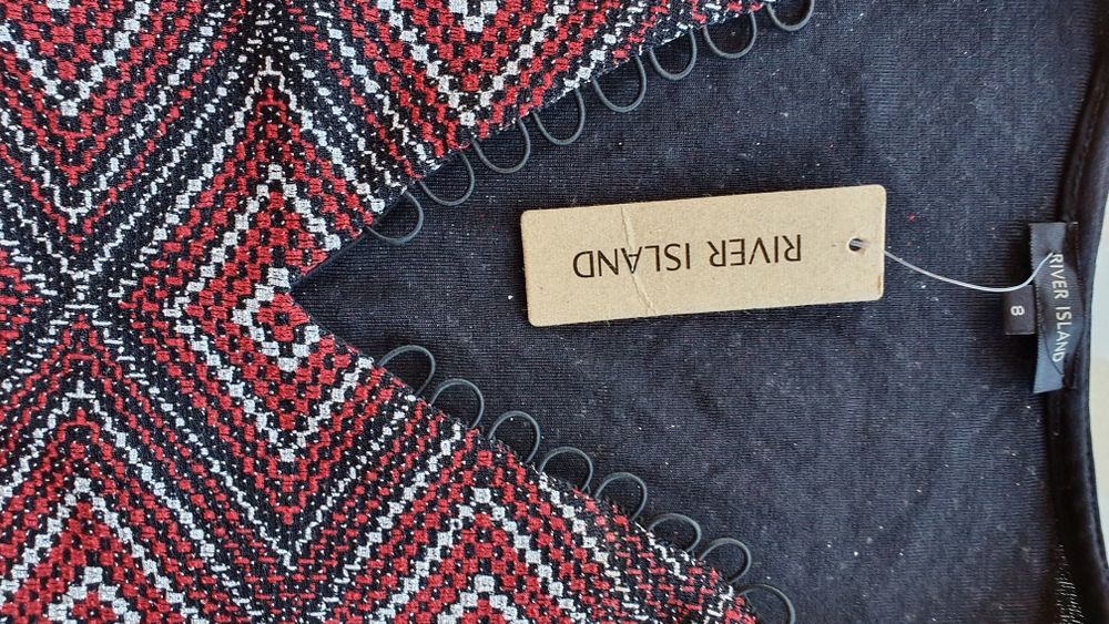 River island śliczny top crop dekolt serek brokat wzory XS S M