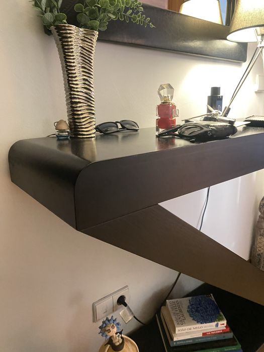 Móvel de entrada em Z