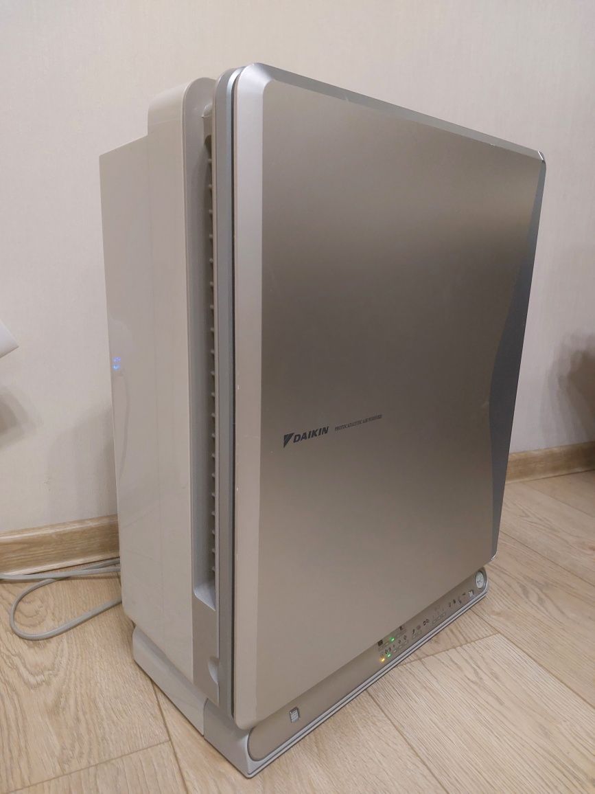 Фотокаталитический воздухоочтститель Daikin MC707VM-S