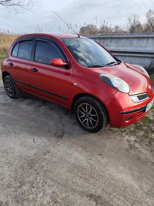 Продам Нісан мікра