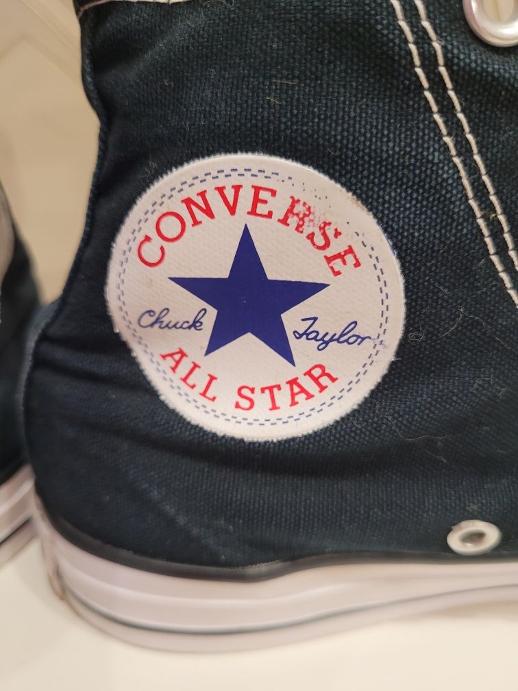 Converse chuck Taylor (23,5)