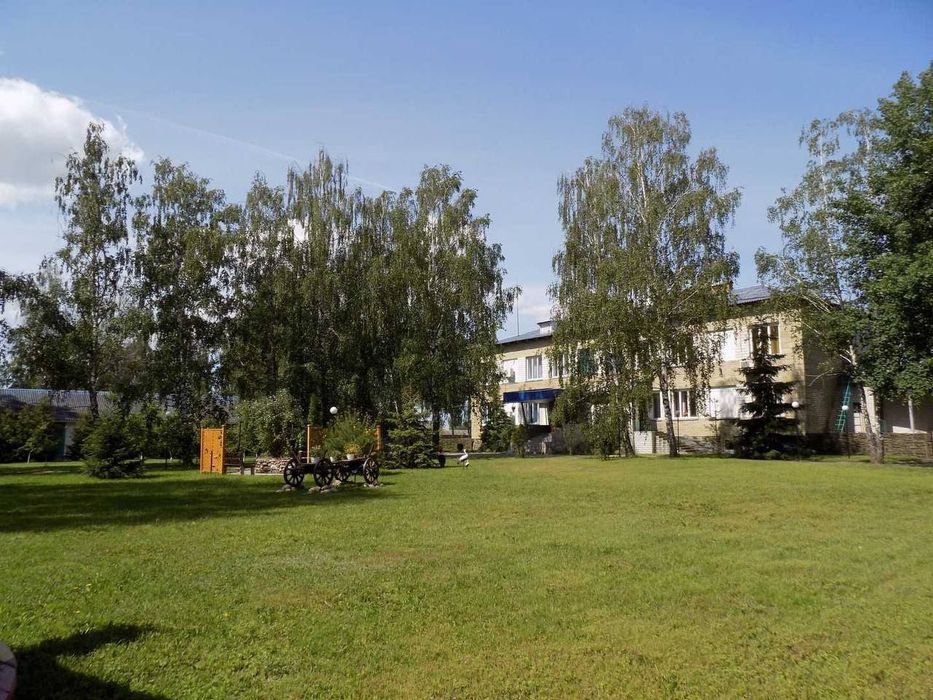 Продам комерційний комплекс в смт. Чоповичі, Коростенський р-н.