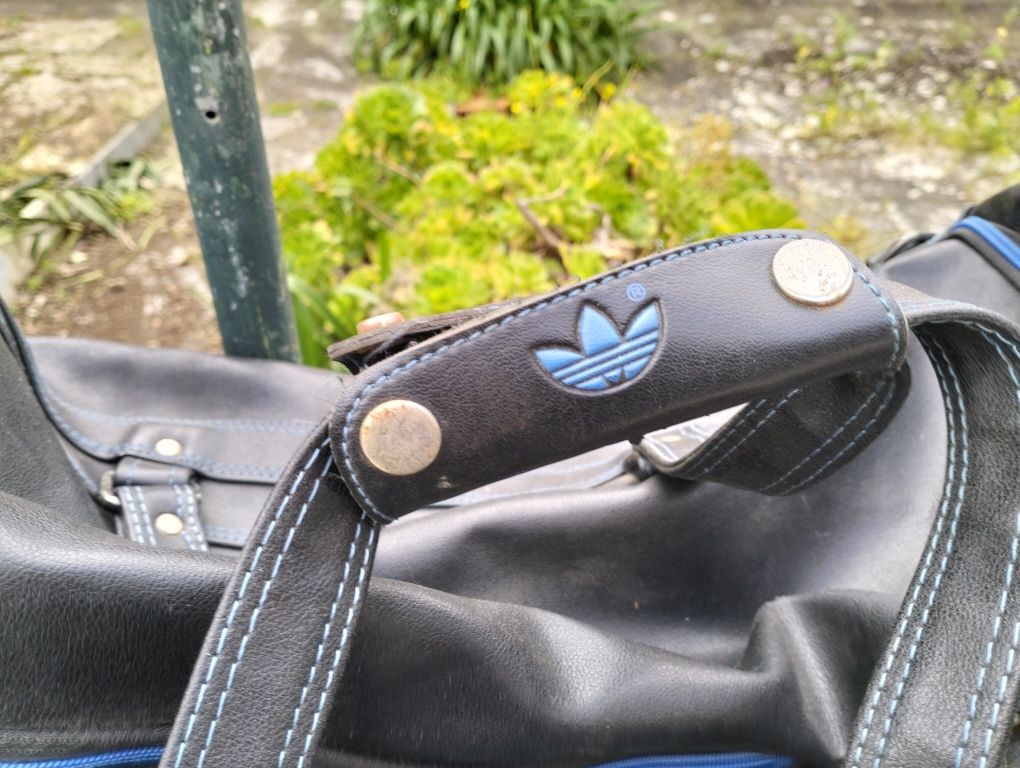 Mala saco adidas verão vintage anos 80, em muito bom estado