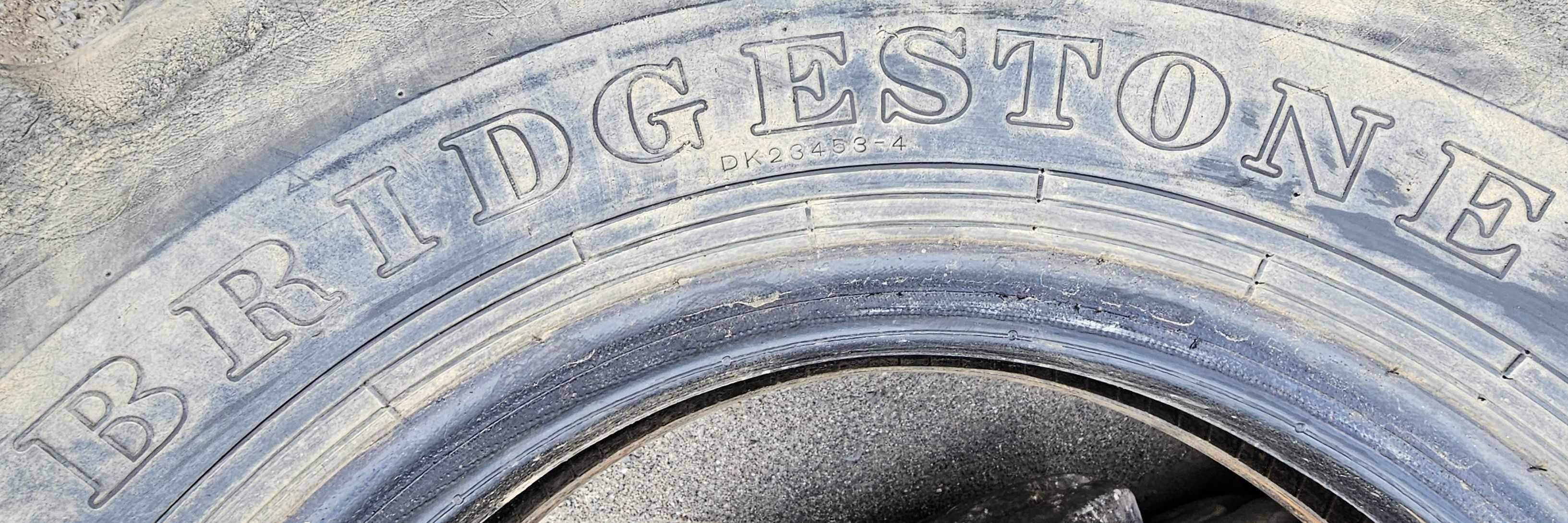 Opony przemysłowe 10.00-20 Bridgestone CAŁE *S