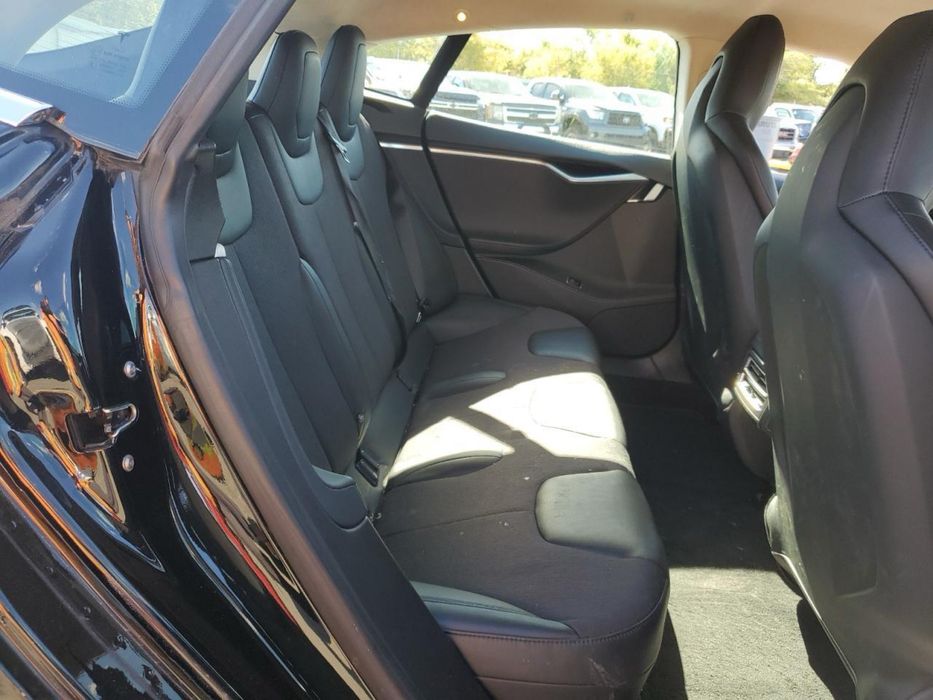 2015 Tesla model S 70D