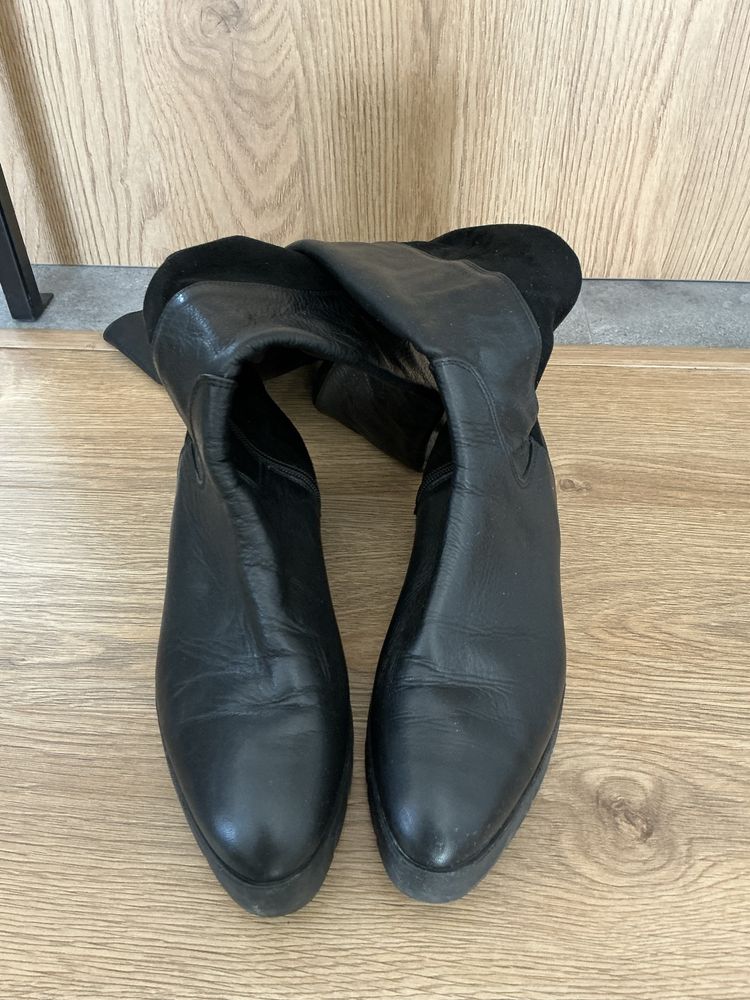 Buty damskie r. 38. Wysokie, czarne muszkieterki, skora i zamsz.