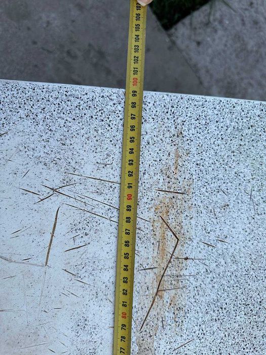 Продам кухонный деревянный стол 100*70*75 см.