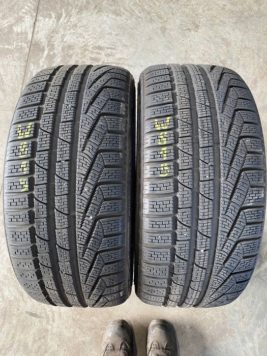 245/35/20 Pirelli Winter SottoZero Serie II 240