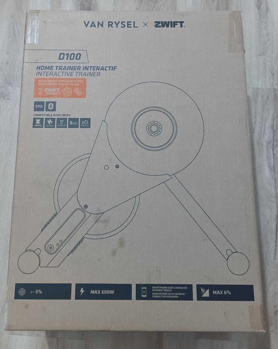 Rolo de Treino de Bicicleta VAN RYSEL D100 com "Zwift Cog and Click"
