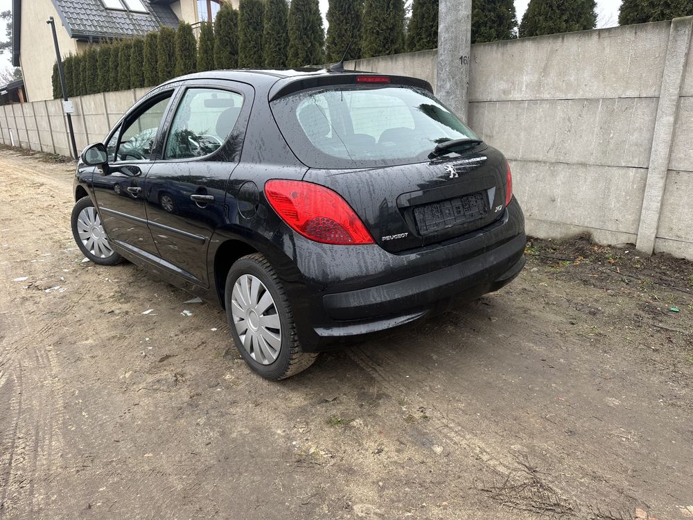 1.4 benzyna 1 właściciel sprowadzony z Niemiec