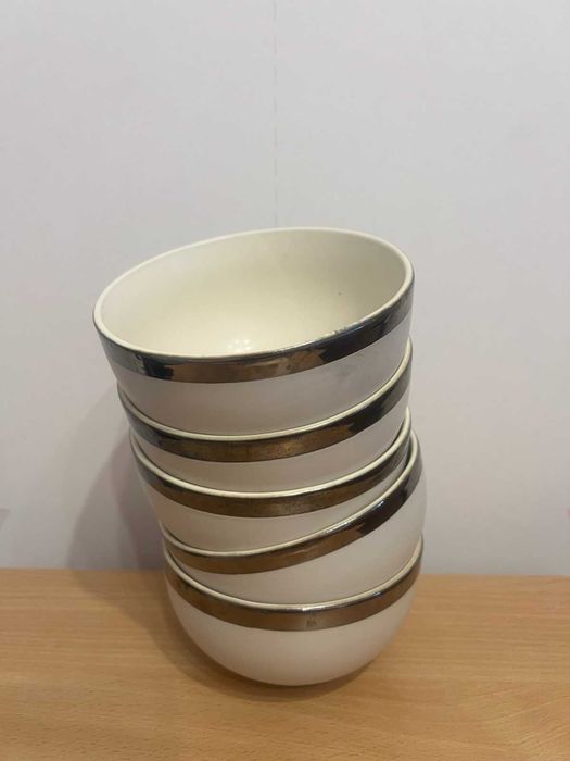 Посуда: Контейнеры/Тарелки