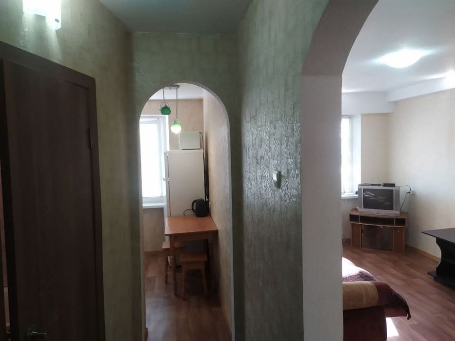 Квартира 1 комнатная Влади помесячно