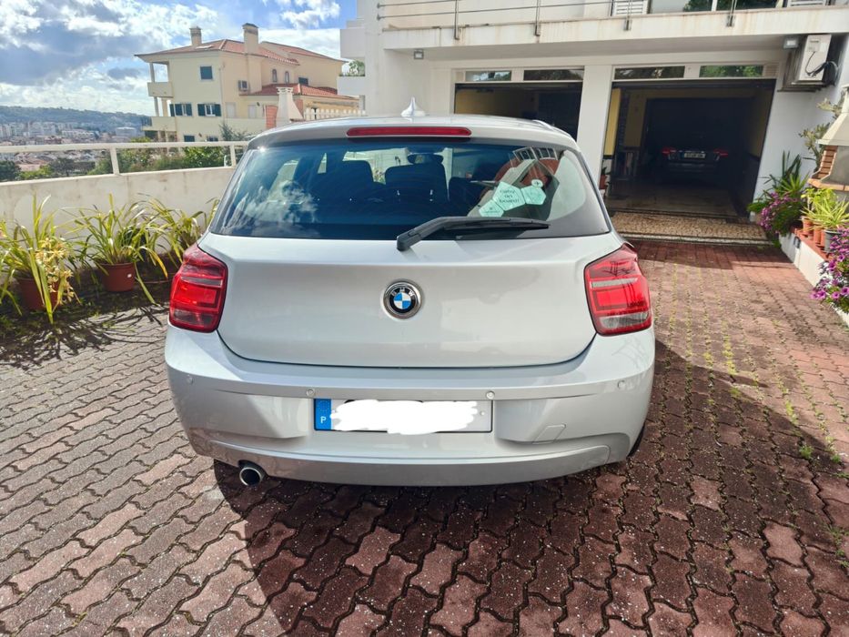 BMW 116d caixa automática