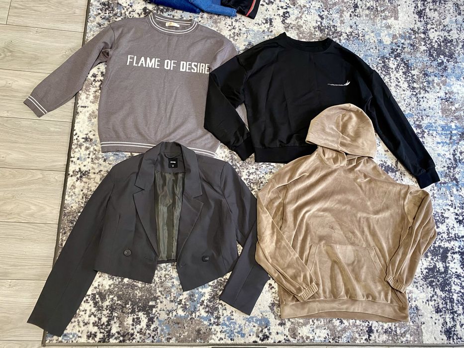 Пакет одягу (М-Л)кофти/джинси/сукні/рубашки/футболки