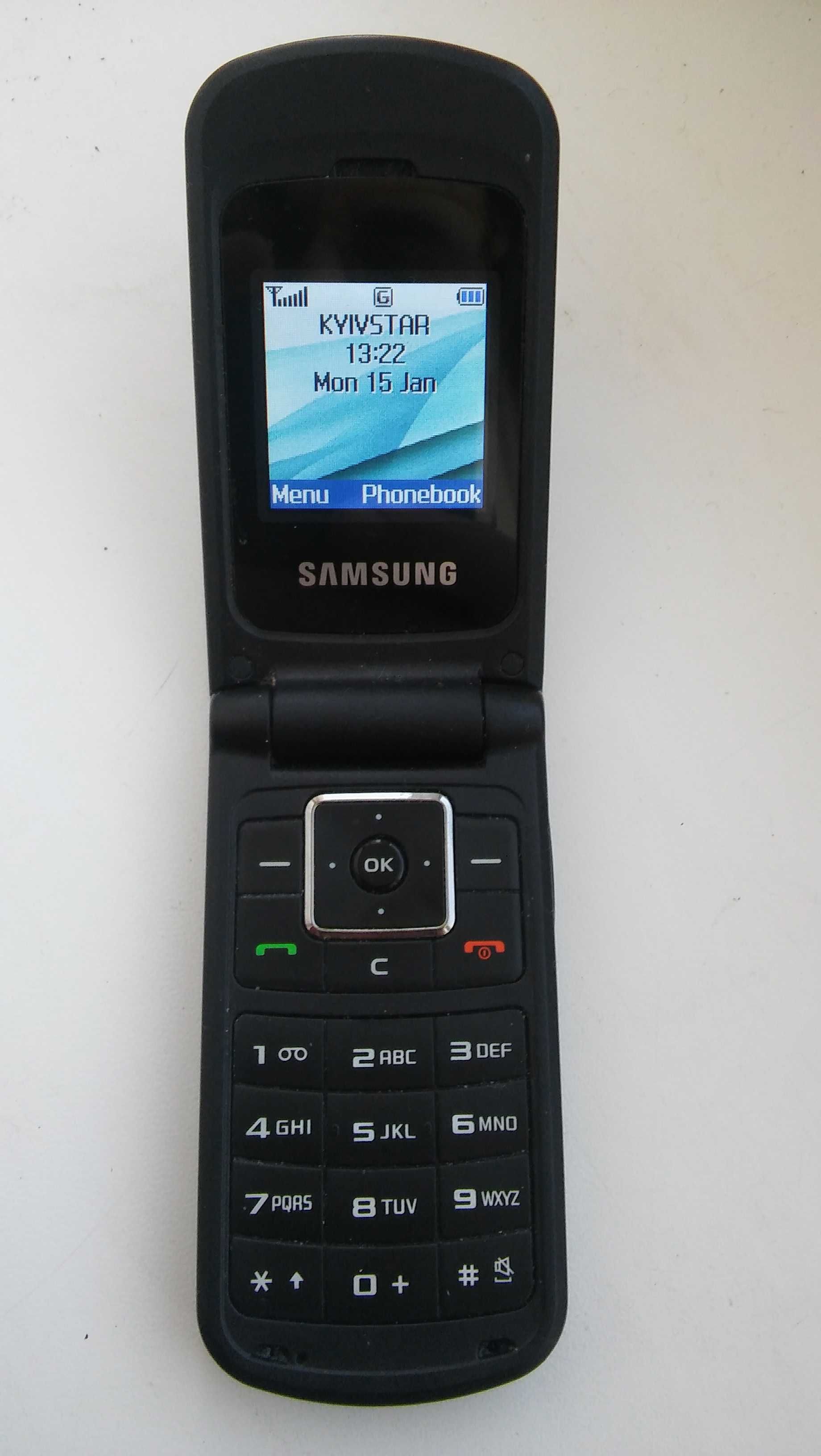 Телефон Samsung B300