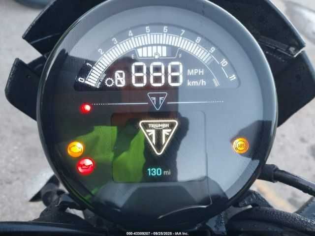 2026 TRIUMPH TRIDENT 660 triple t