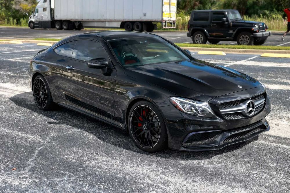 Mercedes-Benz C-Class AMG C 63 S Coupe      2018