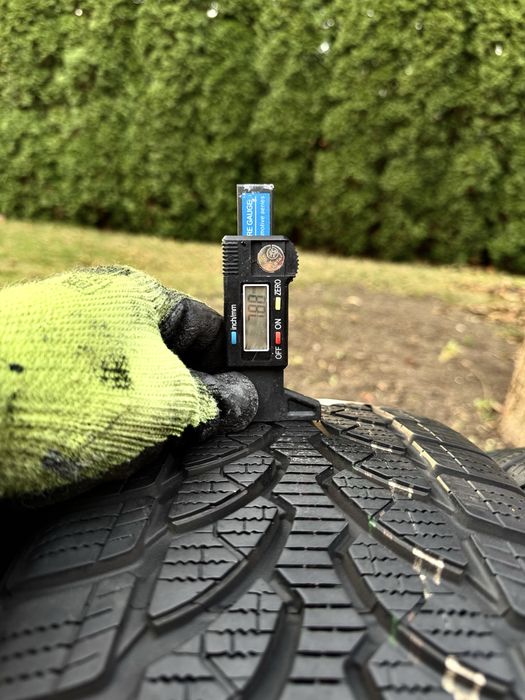 Зимові шини 205/55 р16 ЯК НОВІ Bridgestone Blizzak комплект коліс