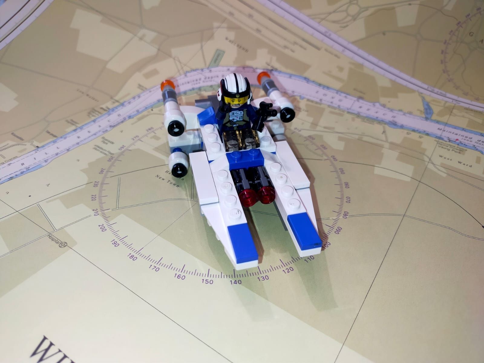 LEGO Star Wars 75160 U-Wing Microfighter