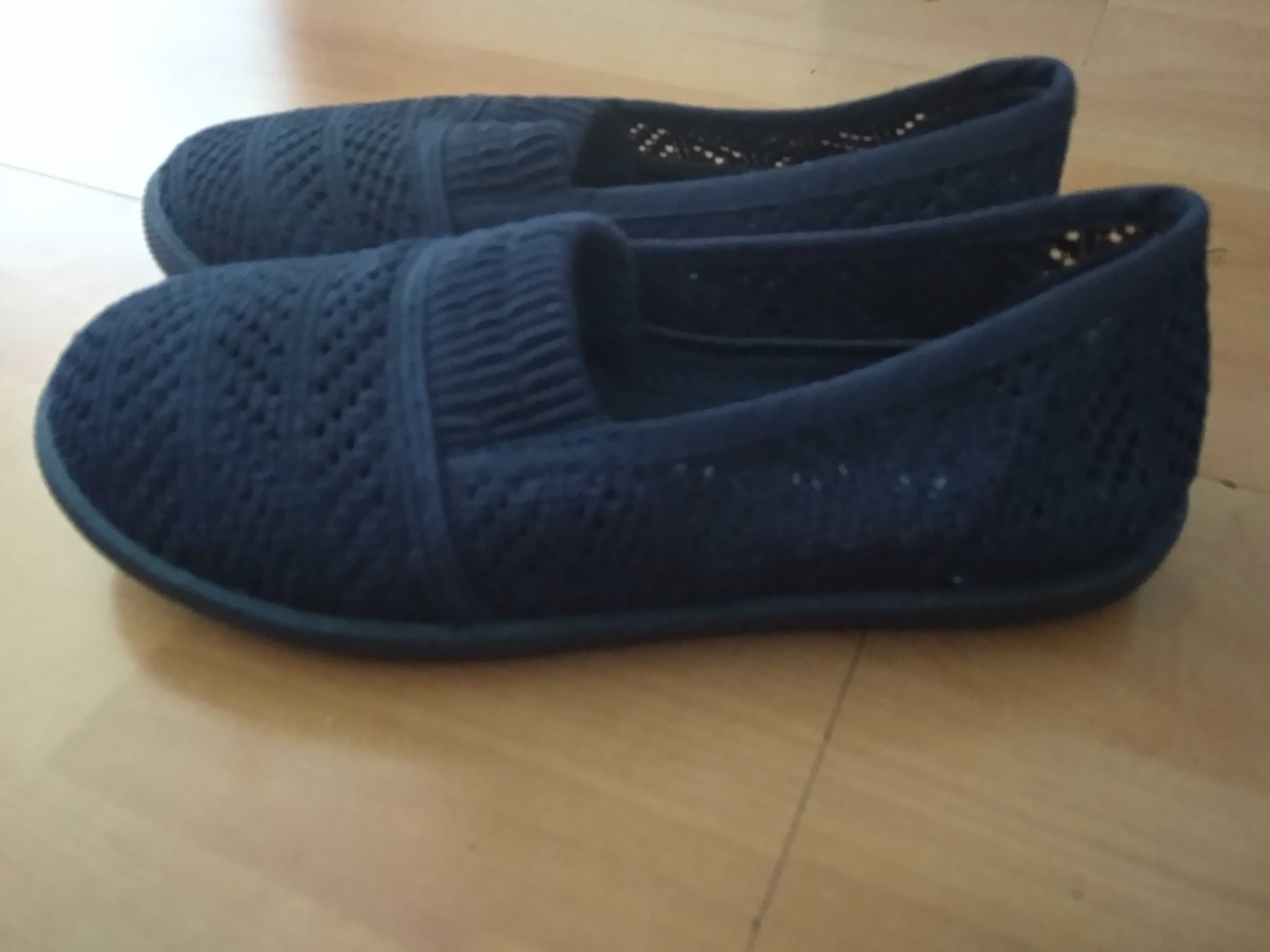 Nowe baletki / tenisówki dziecięce 27