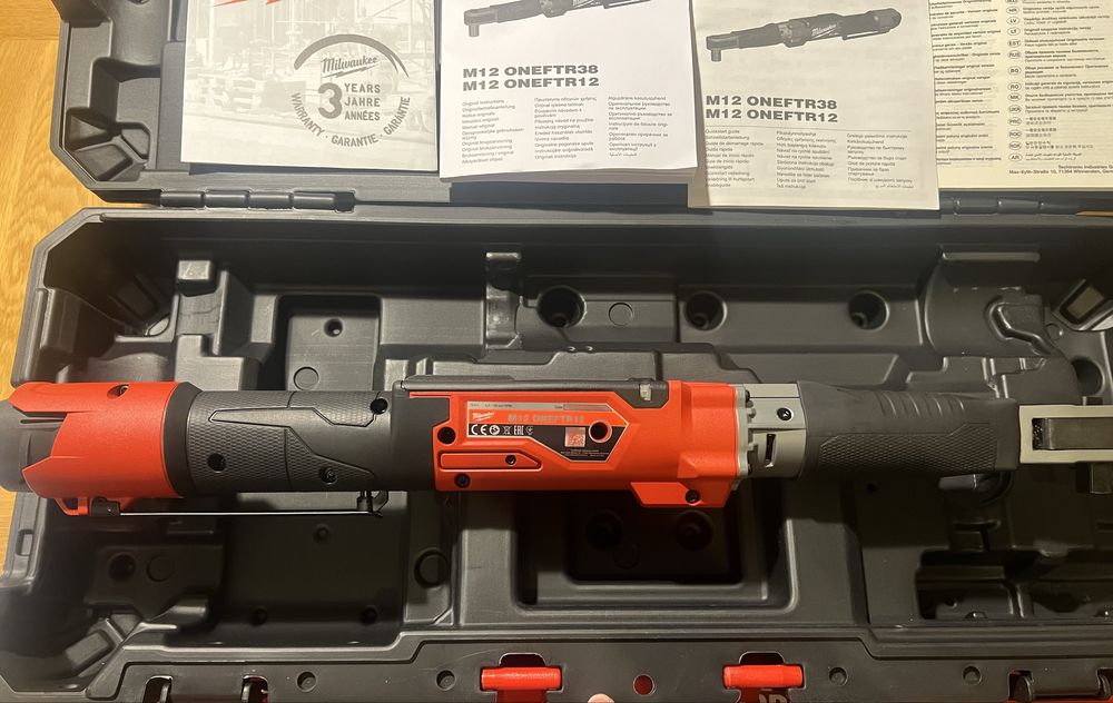 Klucz dynamometryczny Milwaukee M12 ONEFTR12-0C