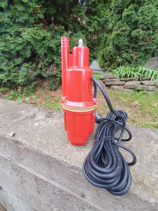 вибрационный Насос Малиш-Дачник -Урожай (ТІЛЬКИ ДОСТАВКА ПОШТОЮ)