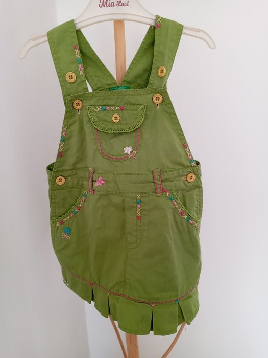 Сарафан з вишивкою