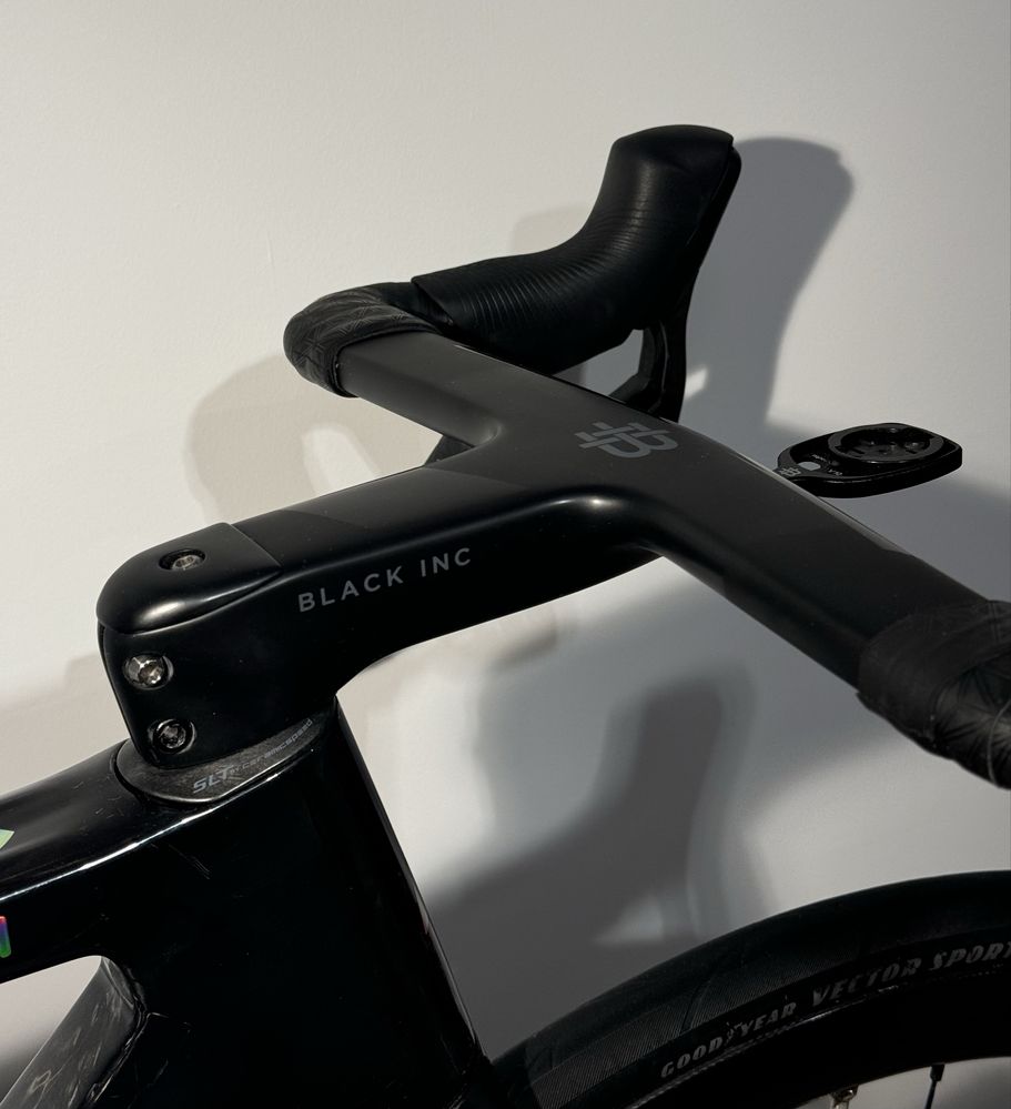 Factor Ostro VAM – SRAM Red eTap AXS 2x12 Quark Vision Metron Rozm.52