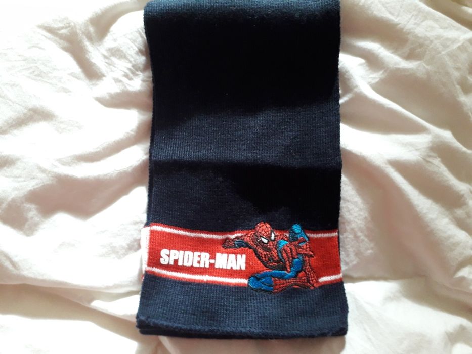 Cachecol Homem aranha novo