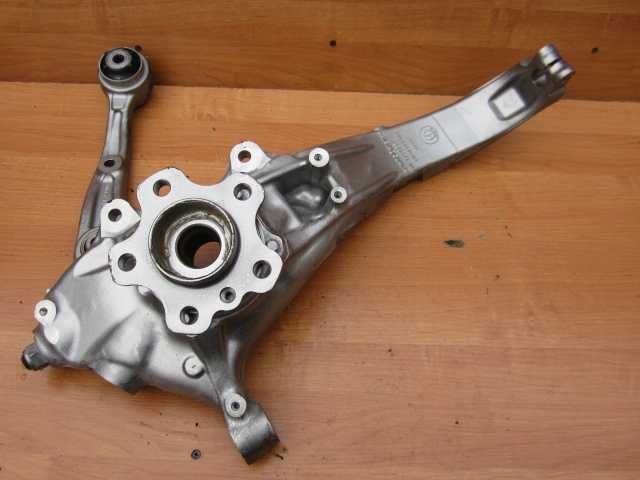 BMW X5 X6 G05 G06 поворотний кулак цапфа права ліва 6976655 6876656