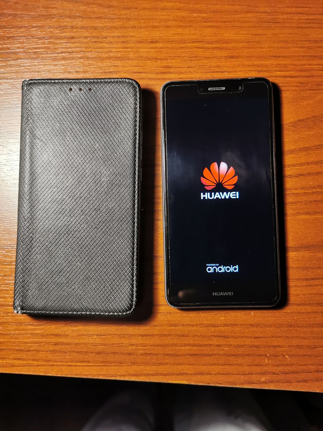 smartfon Huawei y7